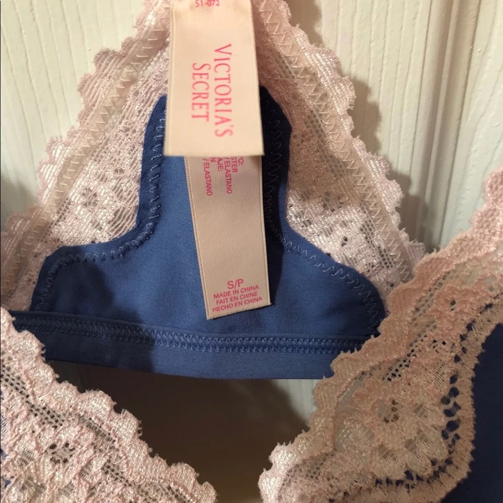 Blue VS bralettes (pink lace)